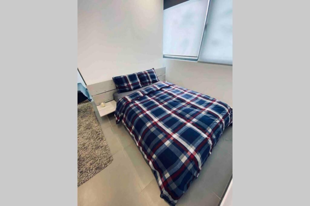 Hitech Apartment *